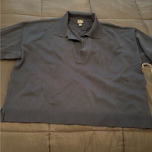 Short sleeve shirt 
Pick up only 
Bensonhurst Brooklyn